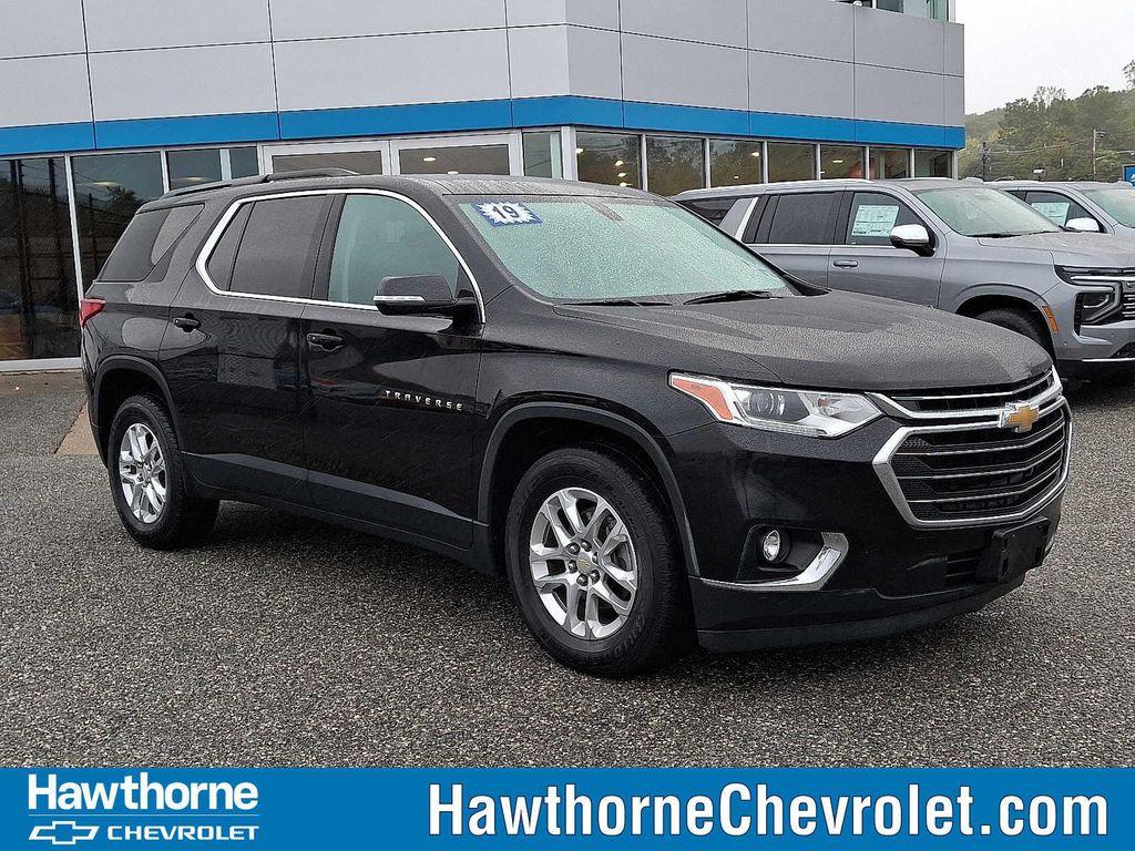 used 2019 Chevrolet Traverse car, priced at $20,325