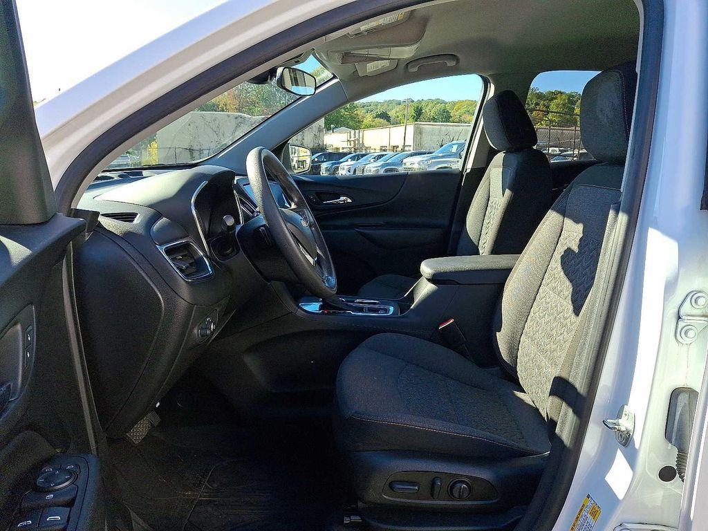 used 2022 Chevrolet Equinox car, priced at $19,895