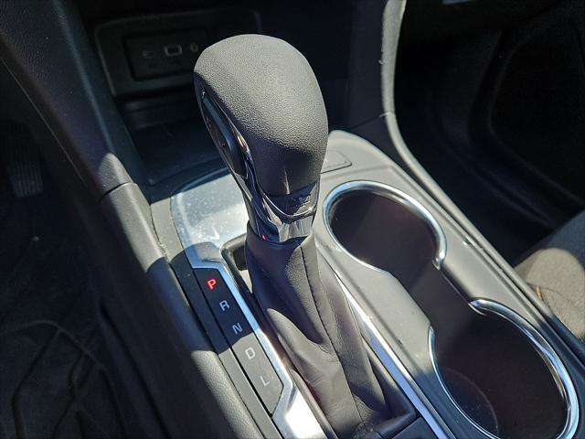 used 2022 Chevrolet Equinox car, priced at $20,000