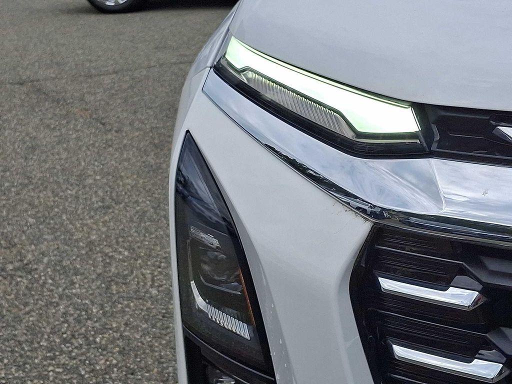 used 2025 Chevrolet Equinox car, priced at $27,000
