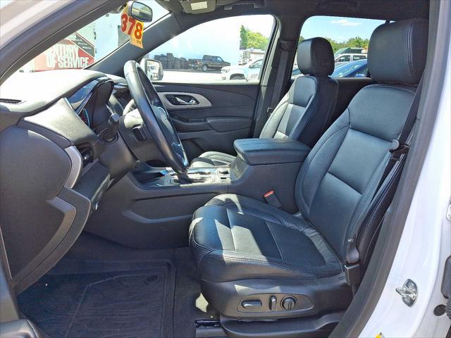 used 2022 Chevrolet Traverse car, priced at $30,000