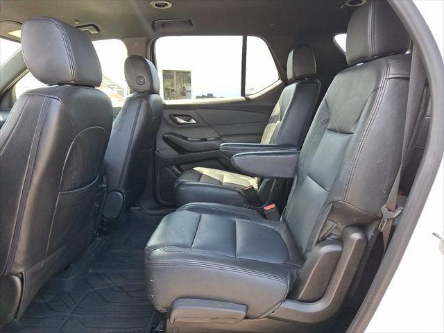 used 2022 Chevrolet Traverse car, priced at $30,000