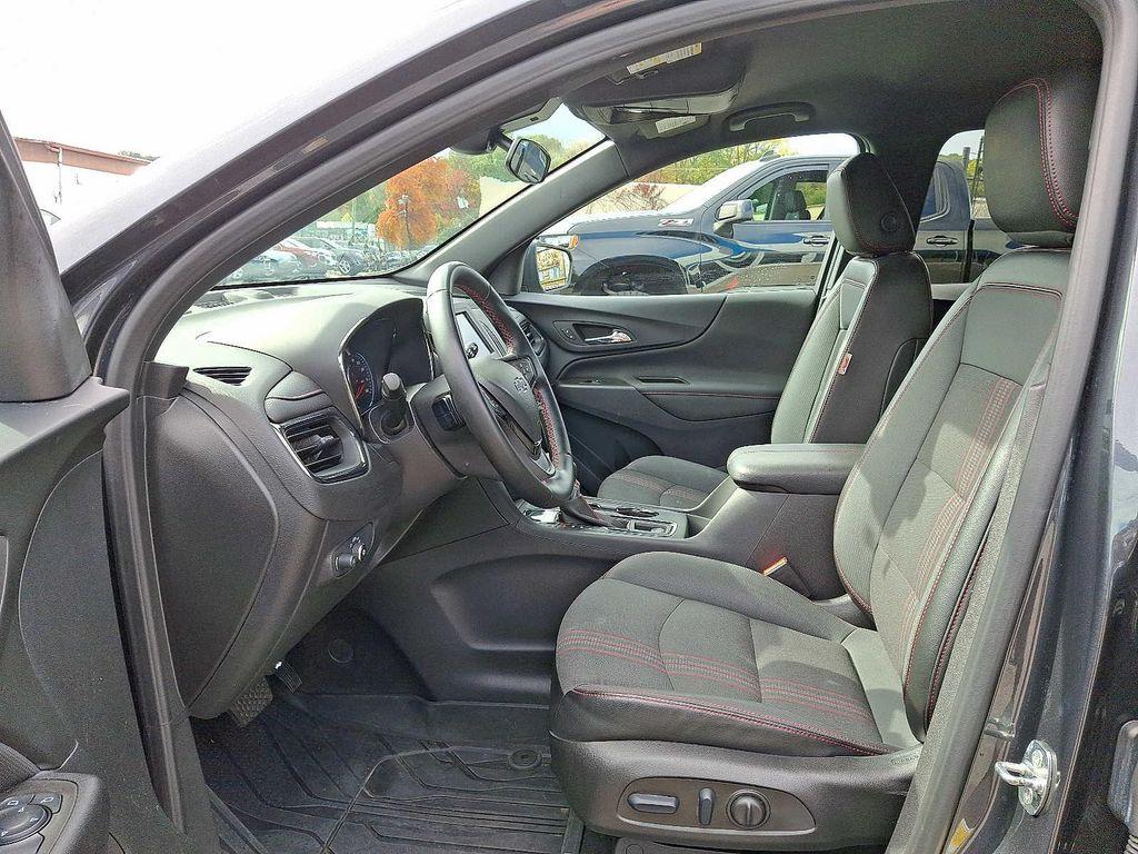 used 2023 Chevrolet Equinox car, priced at $23,895