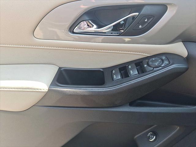 used 2022 Chevrolet Traverse car, priced at $27,500