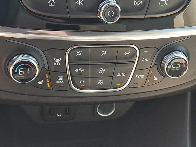 used 2022 Chevrolet Traverse car, priced at $27,500
