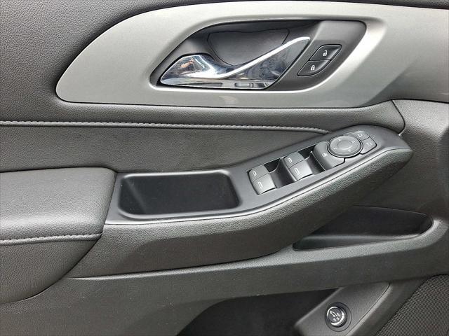used 2022 Chevrolet Traverse car, priced at $28,000