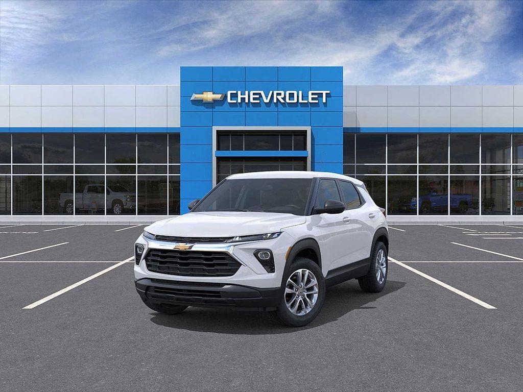 new 2026 Chevrolet TrailBlazer car, priced at $25,600