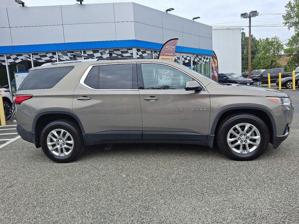 used 2018 Chevrolet Traverse car, priced at $13,995