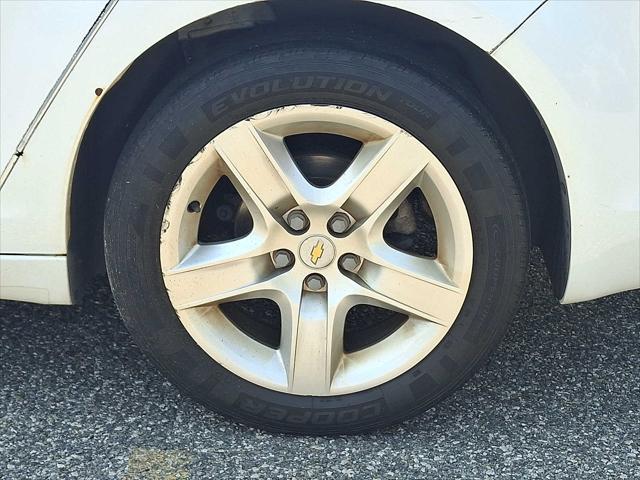 used 2010 Chevrolet Malibu car, priced at $5,250