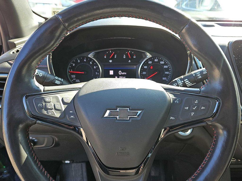 used 2022 Chevrolet Equinox car, priced at $24,033