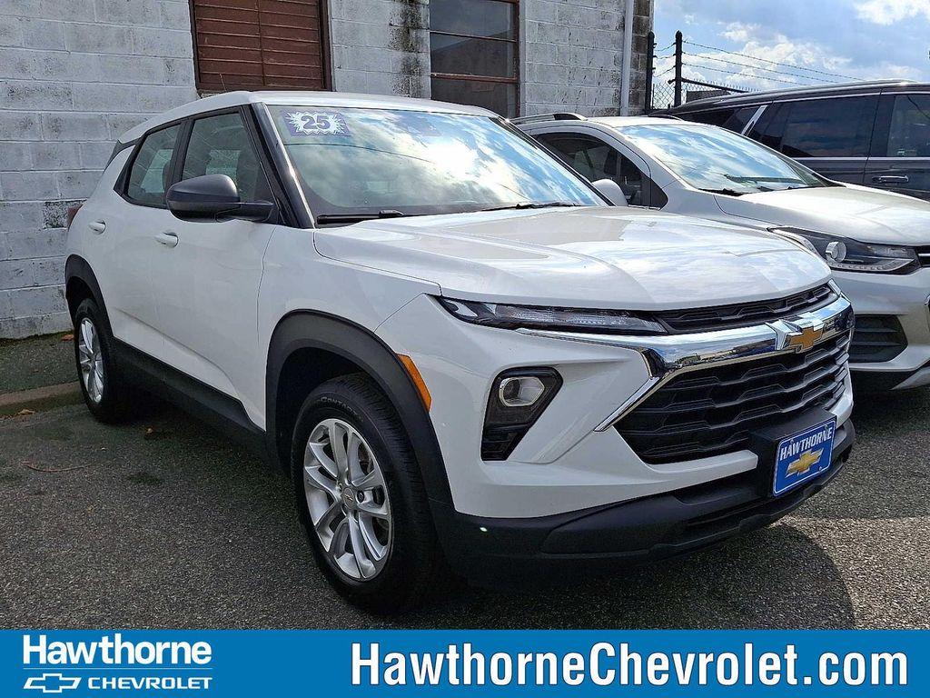 used 2025 Chevrolet TrailBlazer car, priced at $22,999