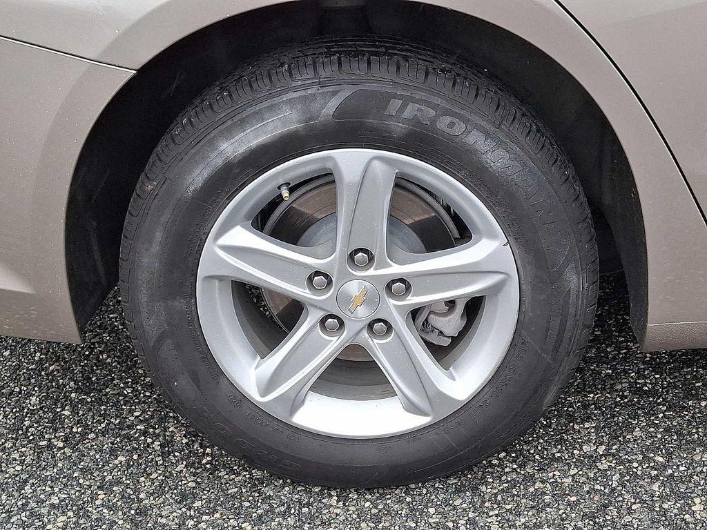 used 2024 Chevrolet Malibu car, priced at $18,895