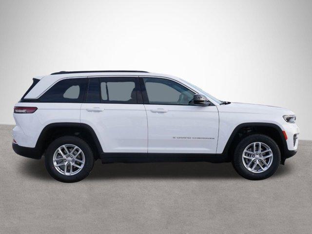 new 2025 Jeep Grand Cherokee car, priced at $38,438