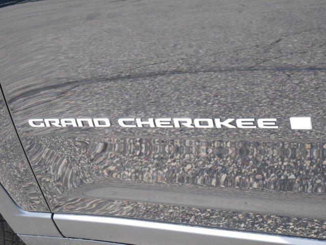 new 2024 Jeep Grand Cherokee car, priced at $42,215