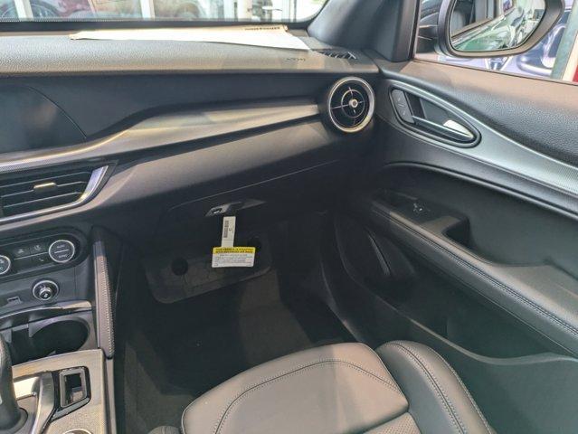 new 2025 Alfa Romeo Stelvio car