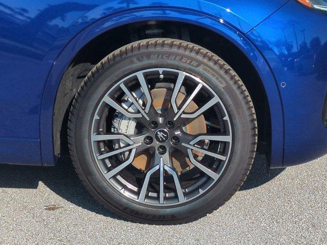 new 2025 Maserati Grecale car, priced at $79,660