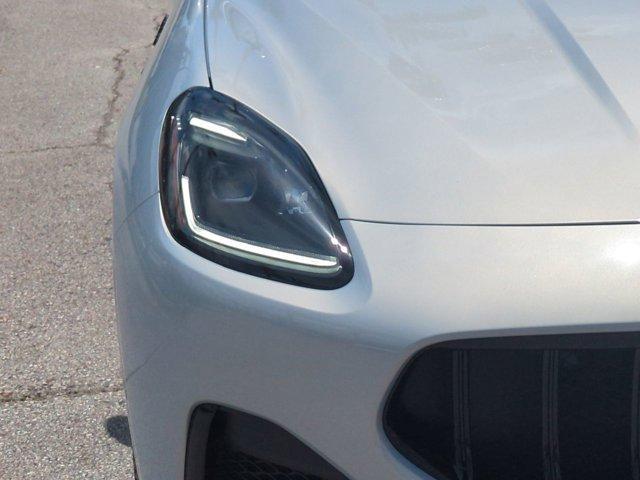 new 2025 Maserati Grecale car, priced at $87,950