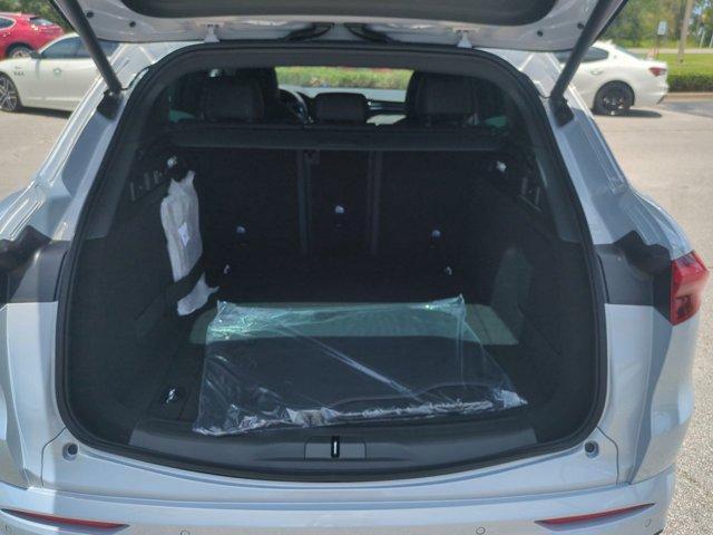 new 2025 Maserati Grecale car, priced at $87,950