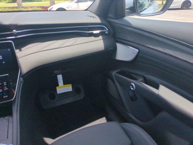 new 2025 Maserati Grecale car, priced at $87,950