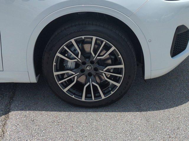 new 2025 Maserati Grecale car, priced at $76,900