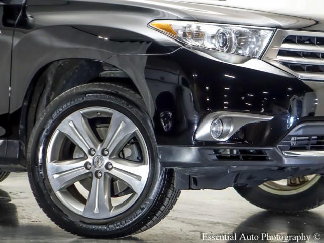 used 2013 Toyota Highlander car, priced at $16,995