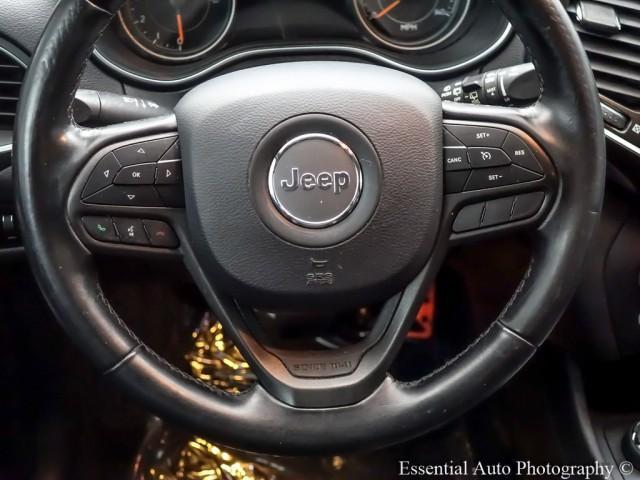 used 2020 Jeep Cherokee car, priced at $15,995