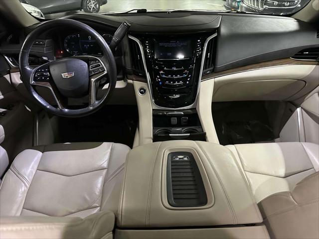 used 2020 Cadillac Escalade ESV car, priced at $32,995