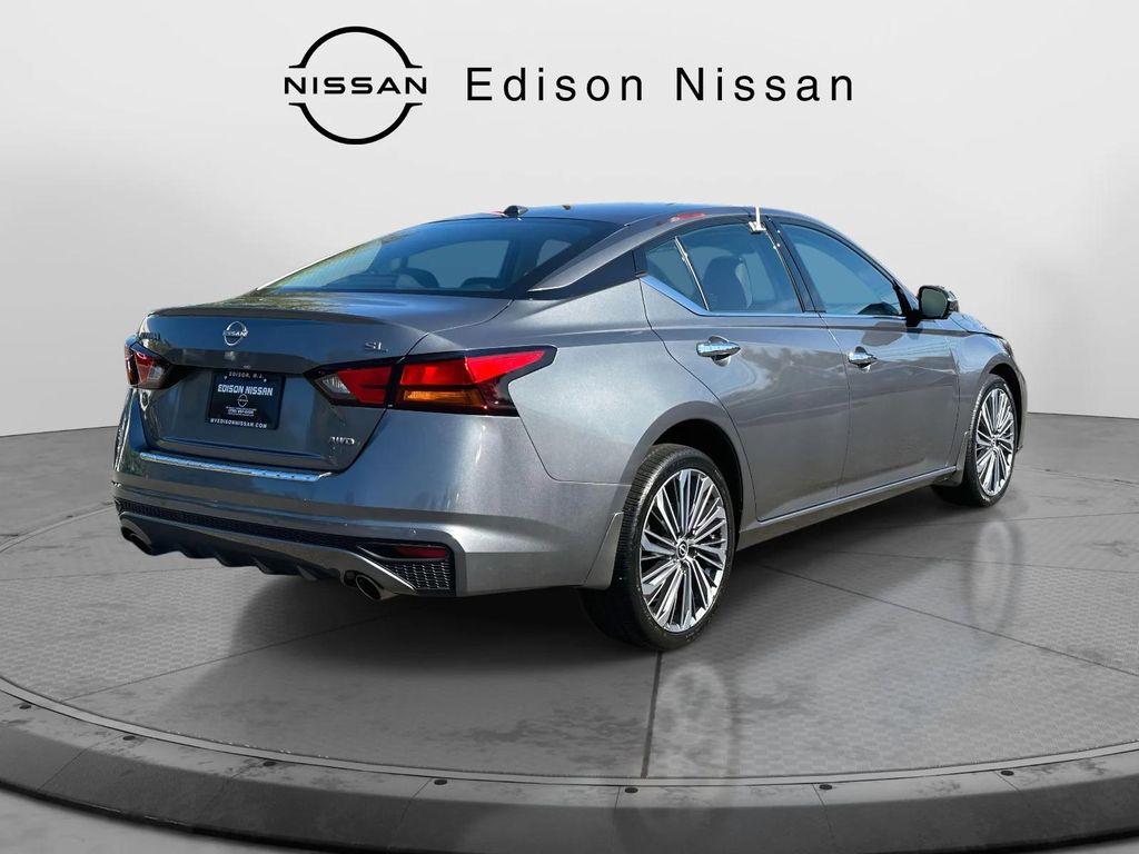 used 2023 Nissan Altima car, priced at $24,348