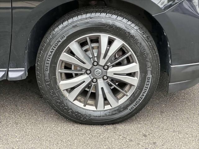 used 2020 Nissan Pathfinder car, priced at $21,495