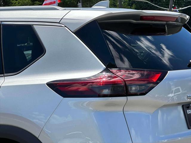 used 2022 Nissan Rogue car, priced at $26,295