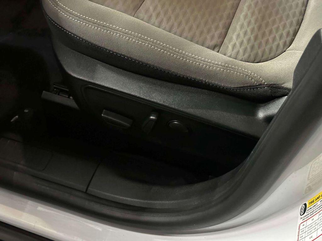 used 2022 Ford Escape car, priced at $18,999