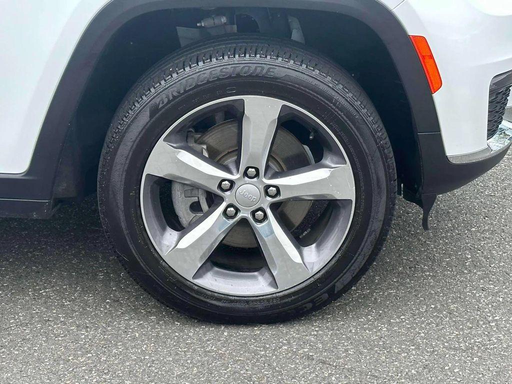 used 2022 Jeep Grand Cherokee L car, priced at $30,999