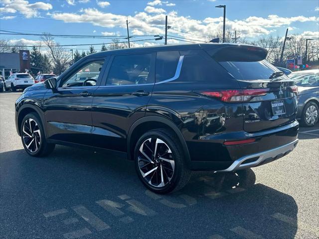 used 2024 Mitsubishi Outlander car, priced at $26,995