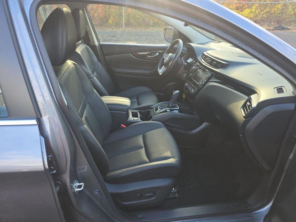 used 2022 Nissan Rogue Sport car, priced at $22,789