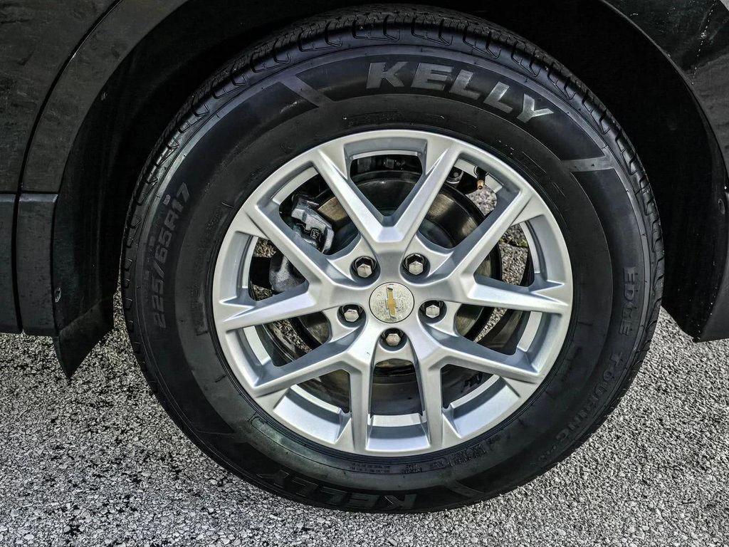 used 2024 Chevrolet Equinox car, priced at $22,797