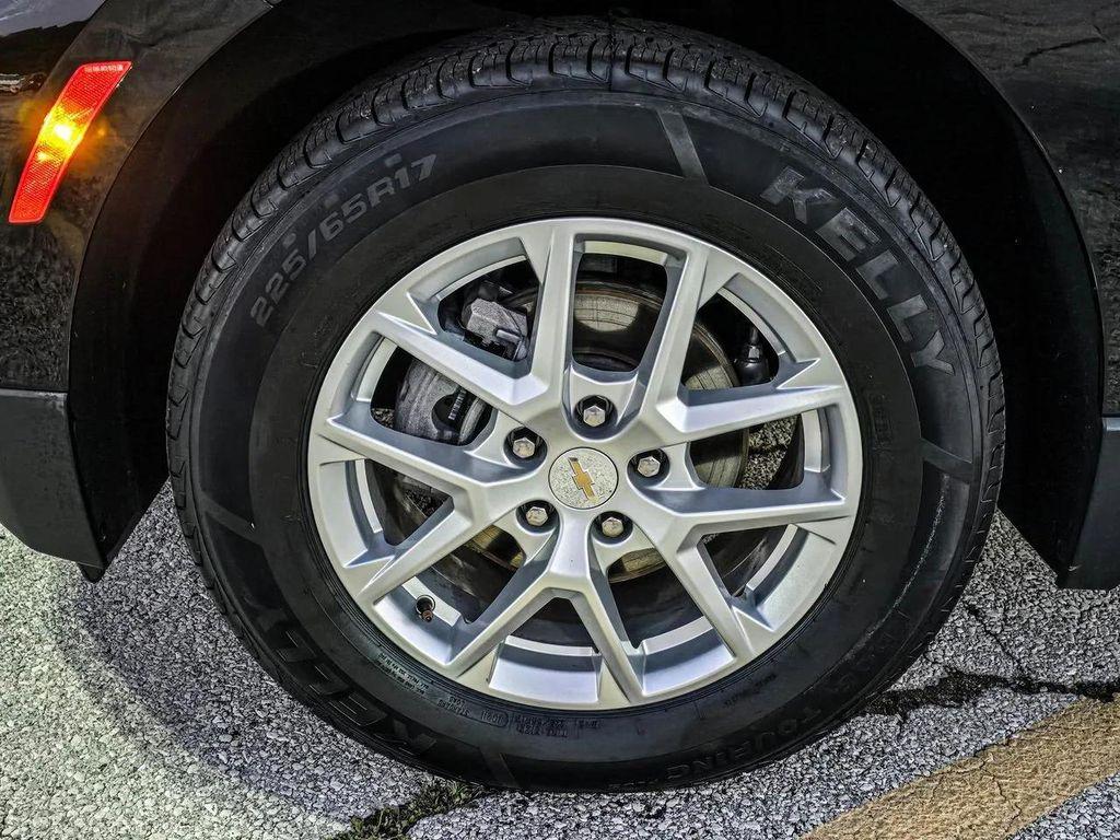 used 2024 Chevrolet Equinox car, priced at $22,797