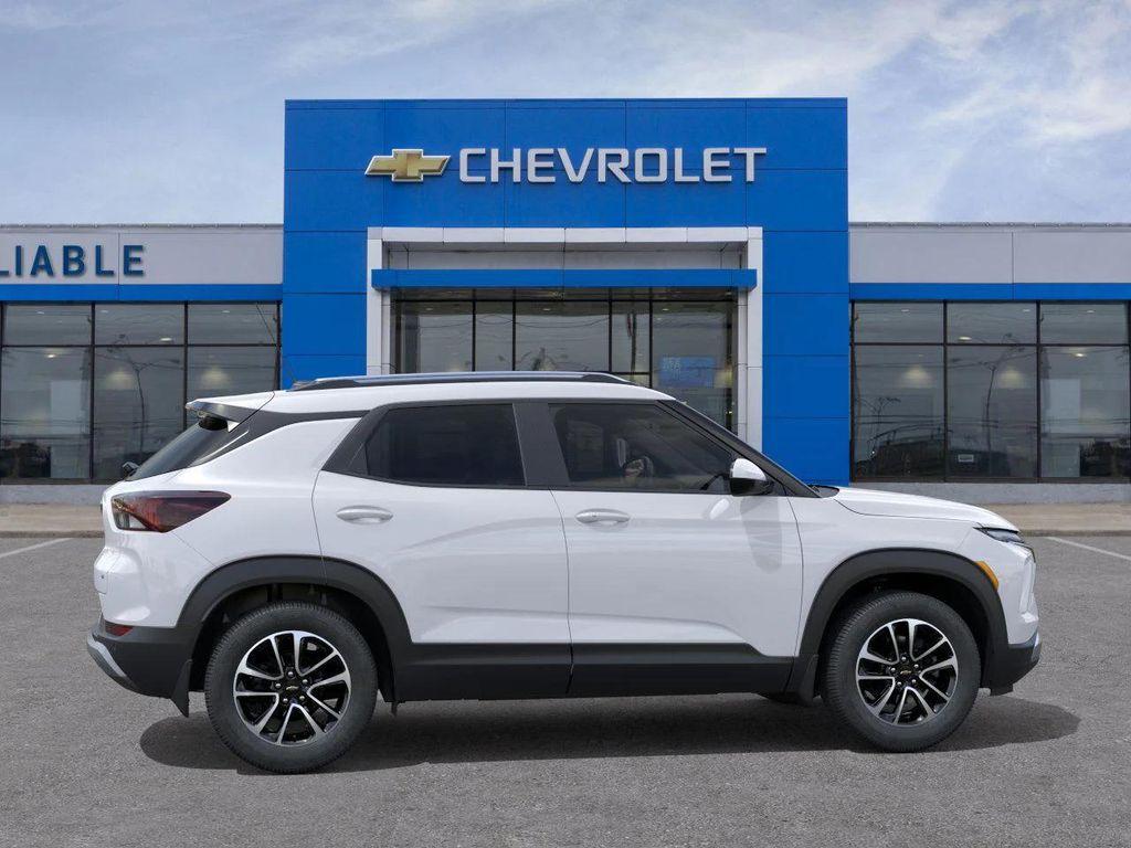 new 2026 Chevrolet TrailBlazer car, priced at $27,275
