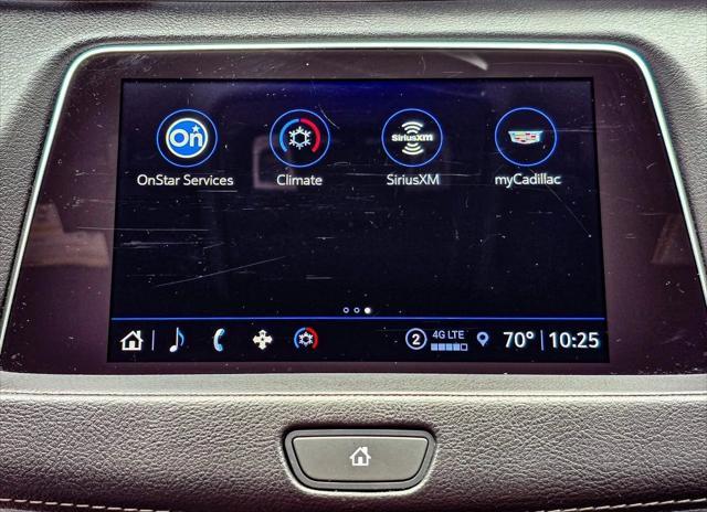 used 2022 Cadillac XT4 car, priced at $23,927