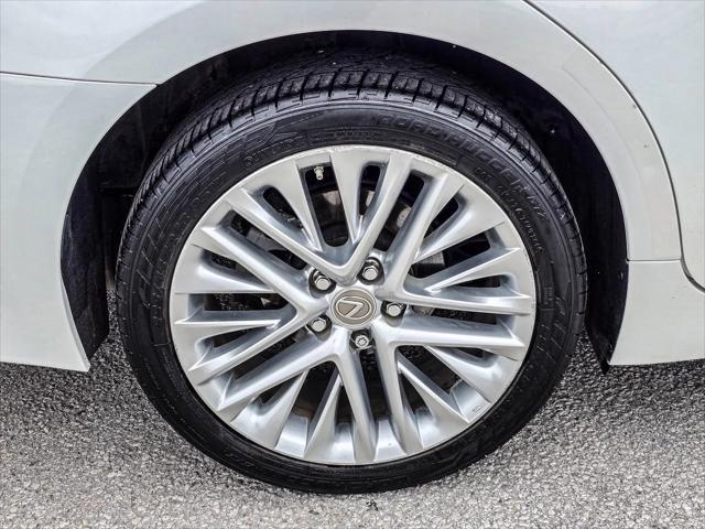 used 2016 Lexus ES 350 car, priced at $18,506