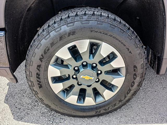 used 2024 Chevrolet Silverado 2500 car, priced at $50,552