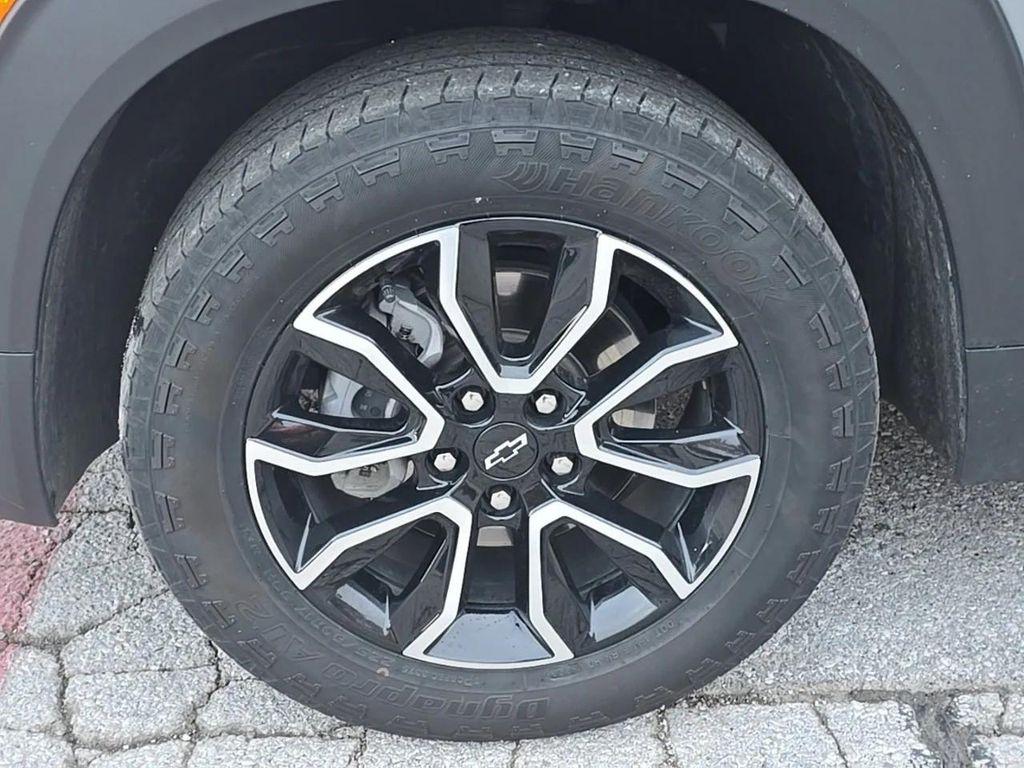 used 2024 Chevrolet TrailBlazer car, priced at $24,143