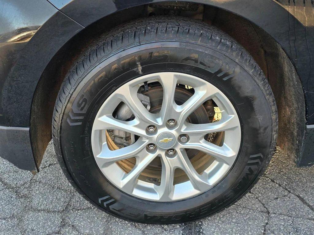 used 2021 Chevrolet Equinox car, priced at $17,996