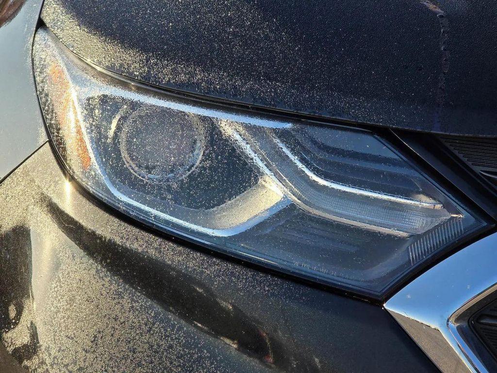 used 2021 Chevrolet Equinox car, priced at $17,996