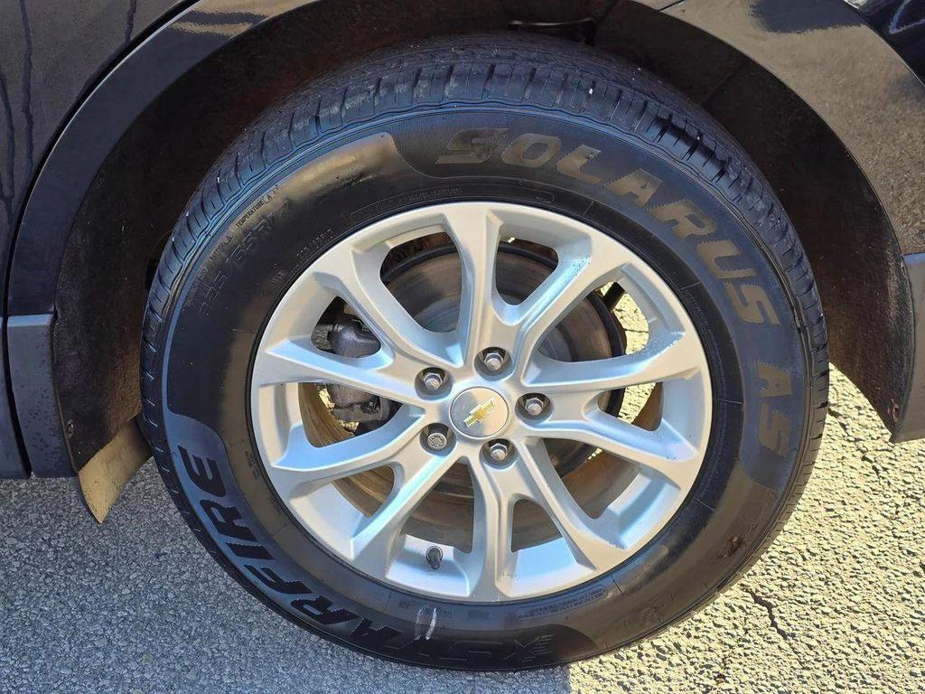 used 2021 Chevrolet Equinox car, priced at $17,996