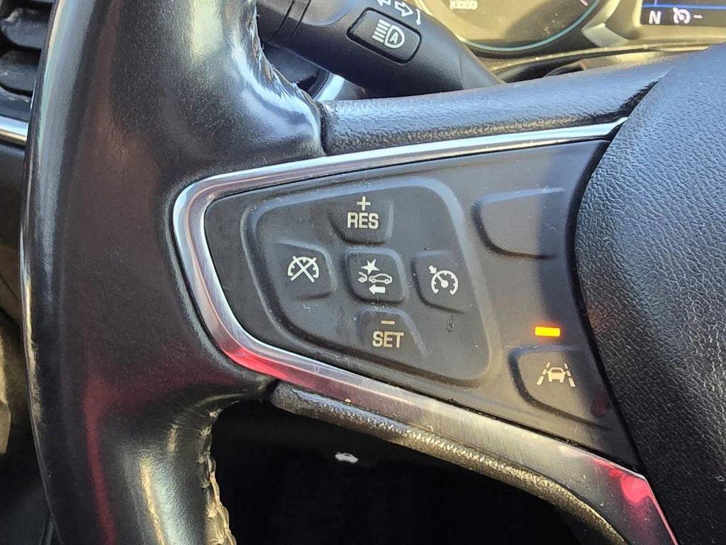 used 2021 Chevrolet Equinox car, priced at $17,996