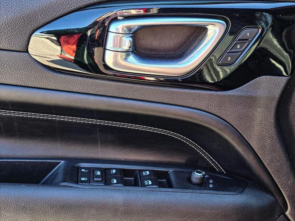 used 2022 Jeep Compass car, priced at $24,631