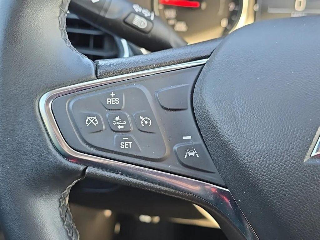 used 2024 Chevrolet Equinox car, priced at $21,996