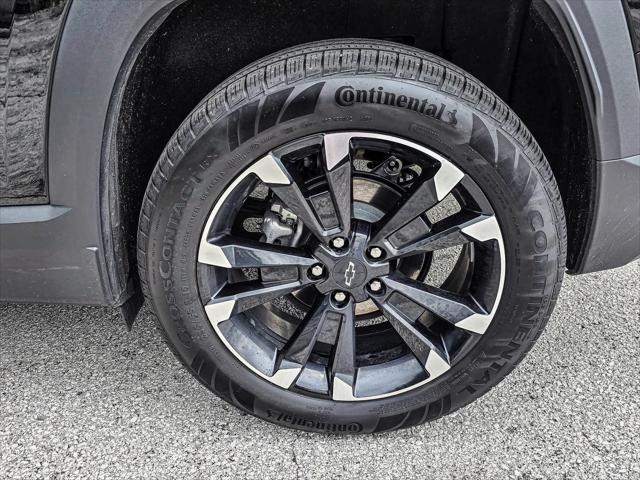 used 2025 Chevrolet Equinox car, priced at $33,311
