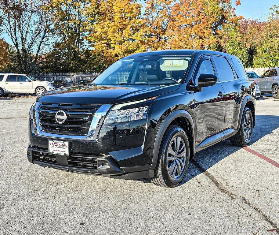 used 2022 Nissan Pathfinder car, priced at $23,358