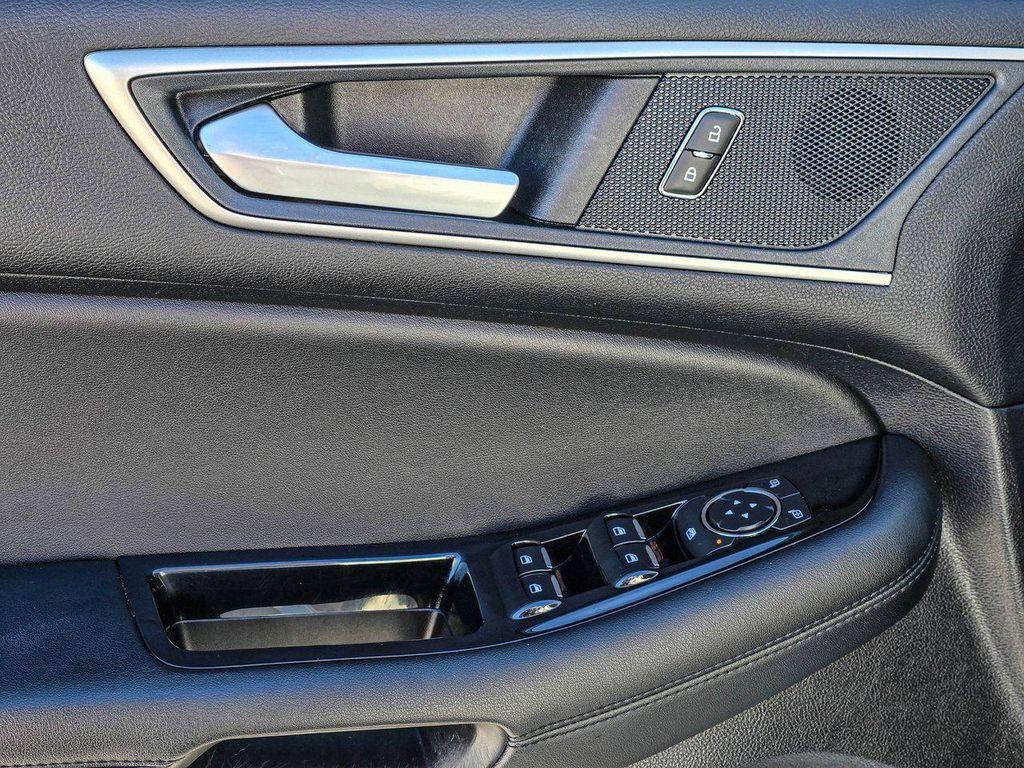 used 2020 Ford Edge car, priced at $18,996